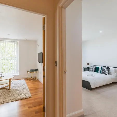 Apartment In The Heart Of Cardiff City Centre Exterior photo